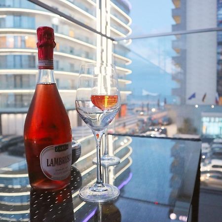 Luxury Apartment By The Sea Mamaia Exteriör bild