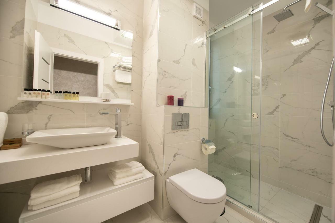 Luxury Apartment By The Sea Mamaia Exteriör bild