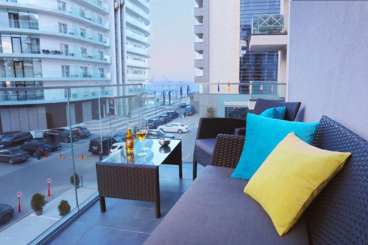 Luxury Apartment By The Sea Mamaia Exteriör bild